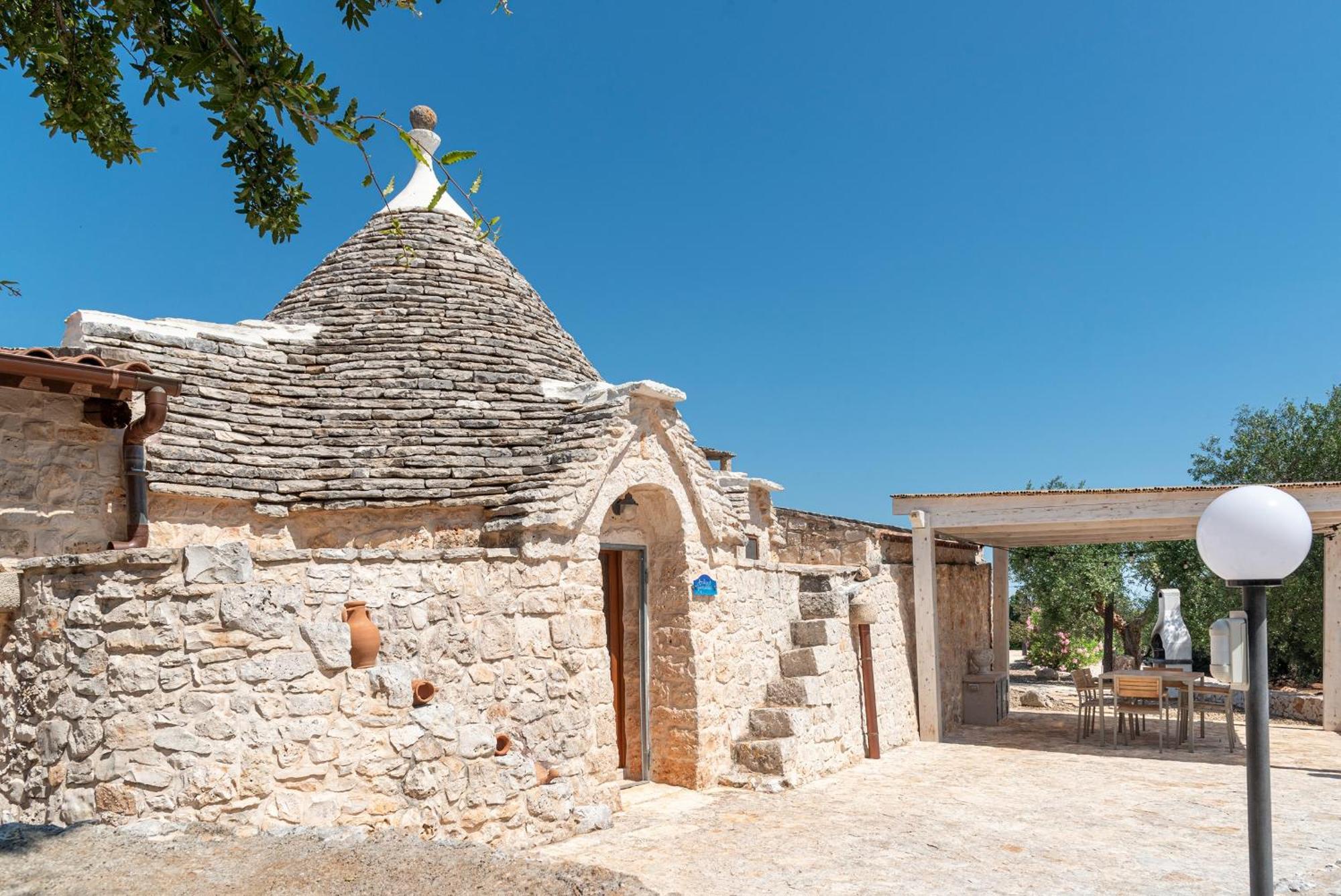 Trullo Fantastico Villa Castellana Grotte Ngoại thất bức ảnh